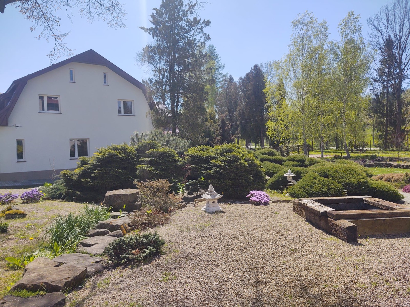 2023-05-15-otoczenie szkoły